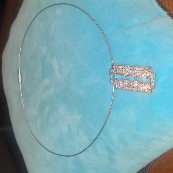 Faux Razorblade Necklace - Picture 1 of 6